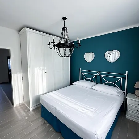 Renovated House 400 Meters From The Sea With Parking フォルテ・デイ・マルミ